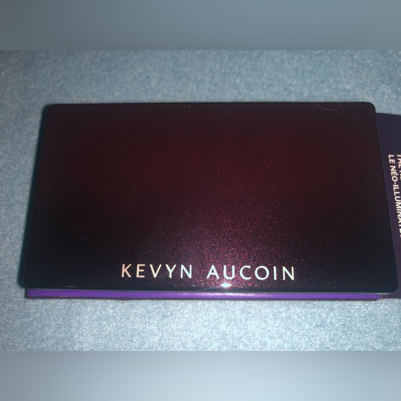 Kevyn Aucoin The Neo Highlighter-Sahara. Brighten, Pigmented, Radiant, Fancy - Picture 7 of 7
